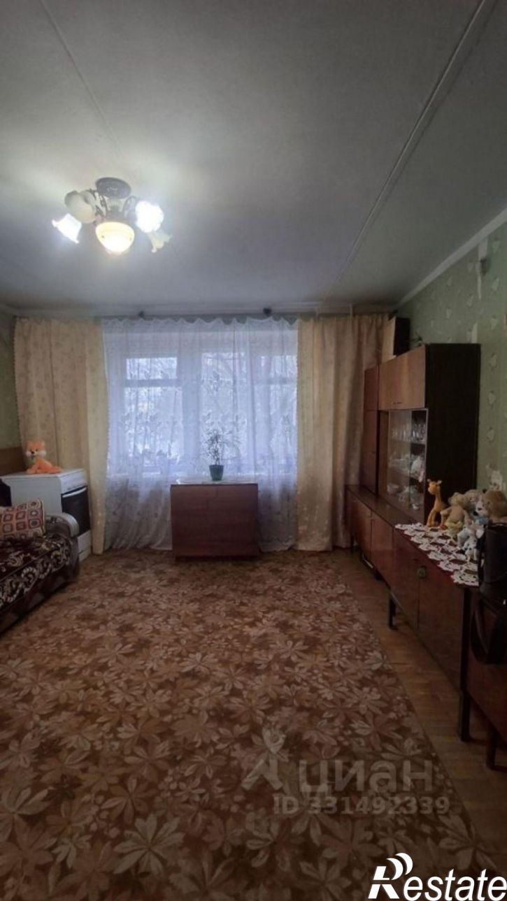 3-комн квартира ул Гусарова, 7,  д. 7
