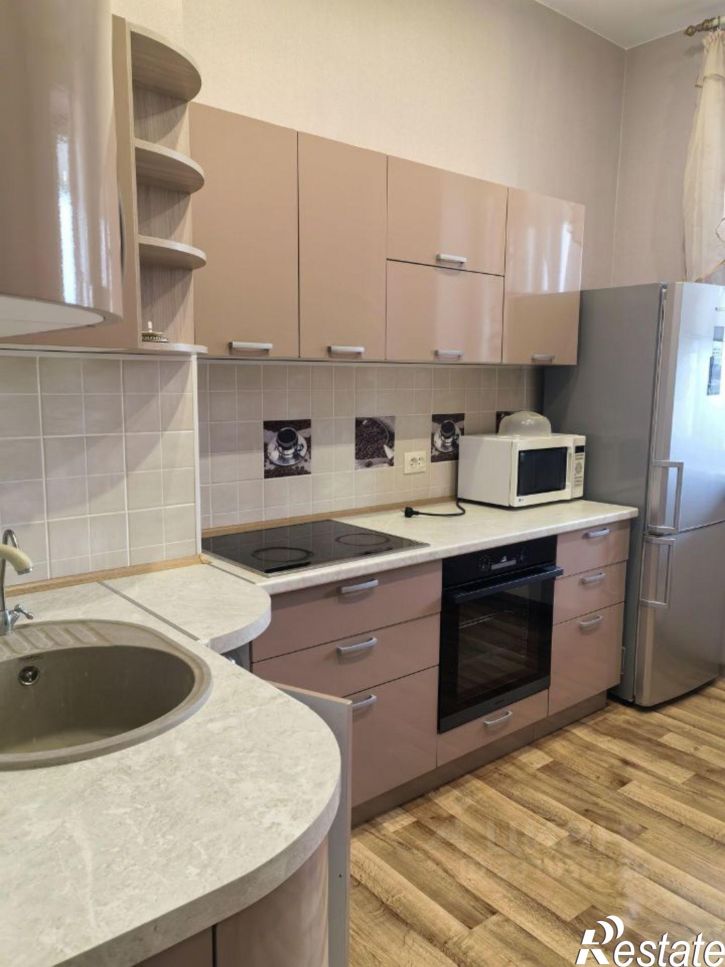 1-комн квартира пр-кт Декабристов, 2,  д. 2