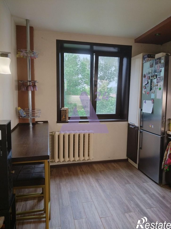 3-комн квартира улица Старцева, дом 21