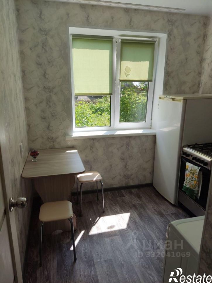 1-комн квартира ул Крисанова, 27,  д. 27
