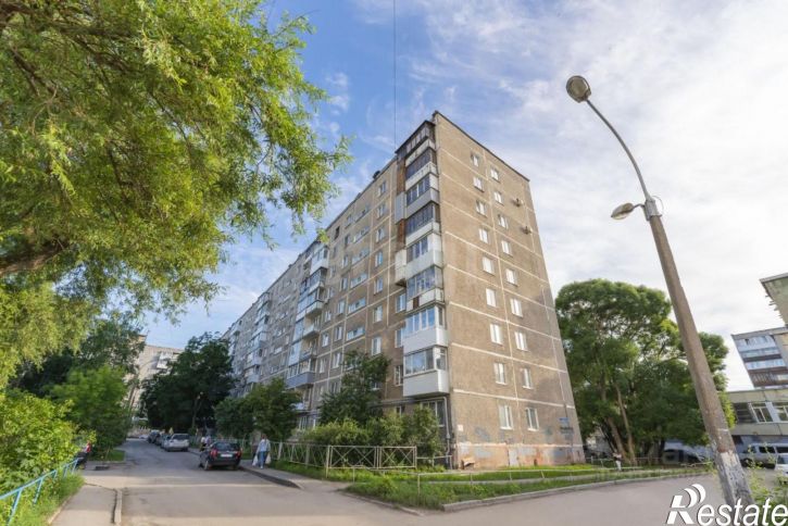 3-комн квартира ул Комиссара Пожарского, 17,  д. 17