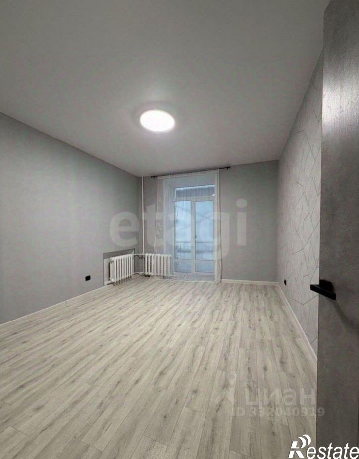 3-комн квартира ул Адмирала Ушакова, 20,  д. 20