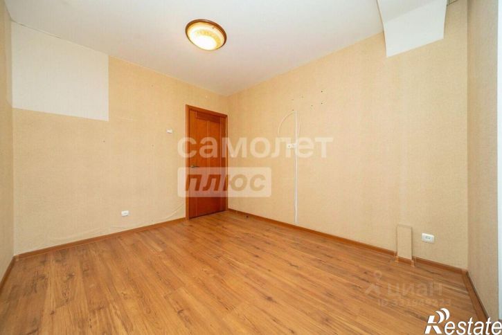 3-комн квартира ул Карбышева, 40,  д. 40