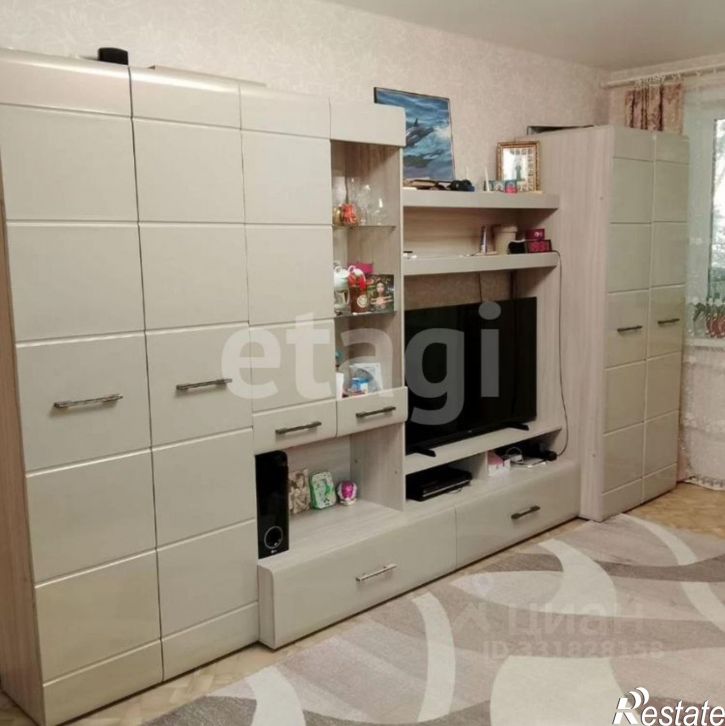 2-комн квартира б-р Гагарина, 107/4,  д. 107/4
