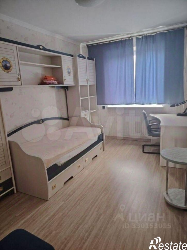 3-комн квартира ул Карпинского, 81,  д. 81