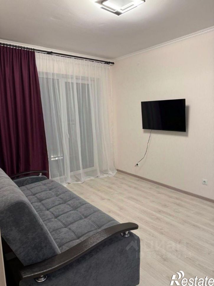 2-комн квартира Парковый пр-кт, 56,  д. 56