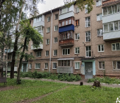 3-комн, 41кв м, этаж 4/6 ул КИМ, 107