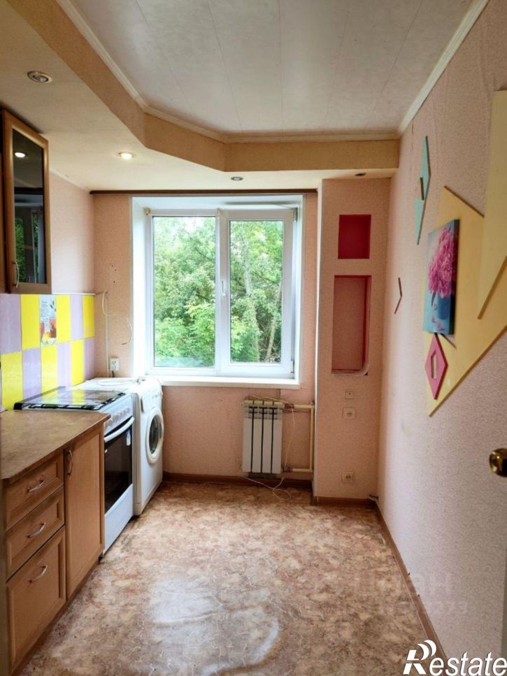 3-комн квартира ул Лаврова, 18/2,  д. 18/2