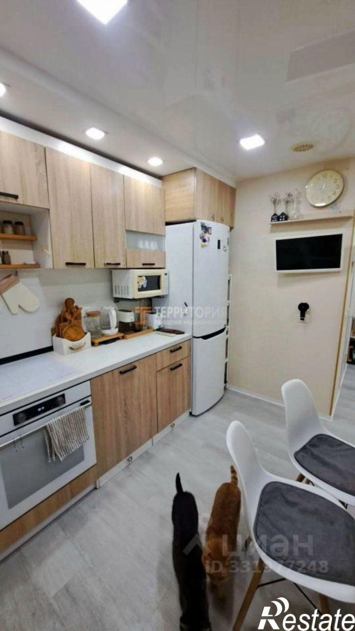 3-комн квартира ул Красные Казармы, 67,  д. 67