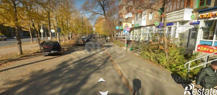 Торговое помещение б-р Гагарина, 83,  д. 83