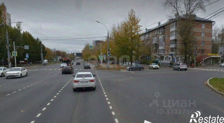 Торговое помещение б-р Гагарина, 83,  д. 83