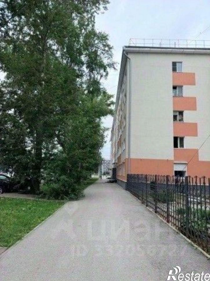 Комната ул Газеты Звезда, 42,  д. 42