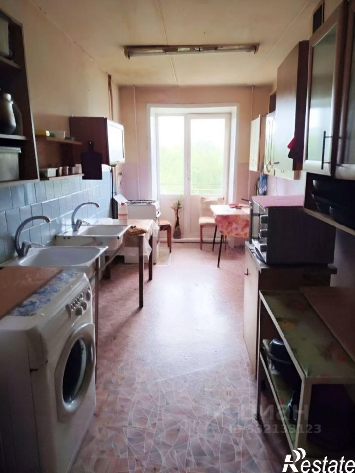 Комната б-р Гагарина, 38,  д. 38
