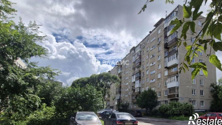 3-комн квартира ул Связистов, 11,  д. 11