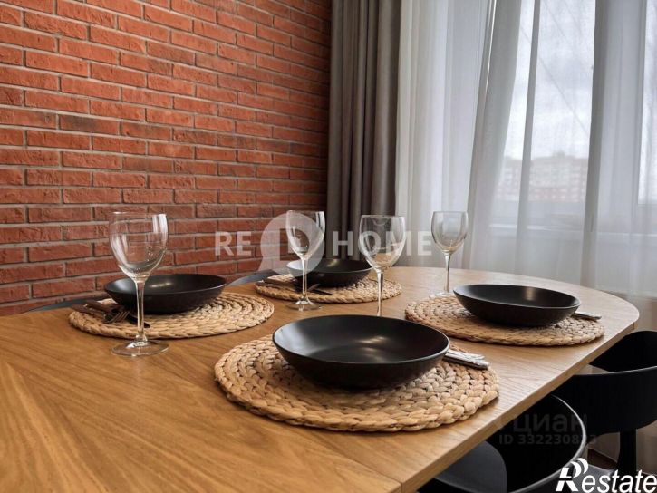 3-комн квартира ул Решетникова, 17а,  д. 17а