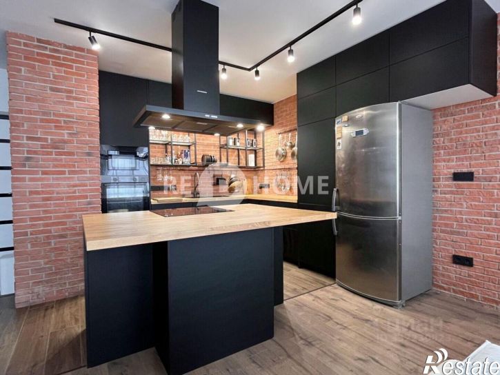 3-комн квартира ул Решетникова, 17а,  д. 17а