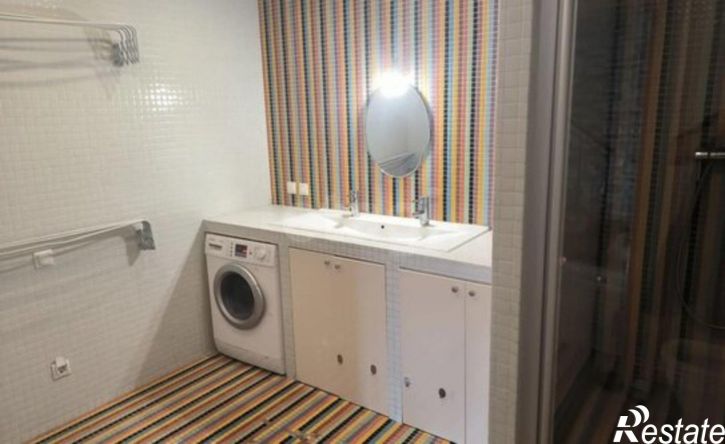 4-комн квартира ул Адмирала Ушакова, 32,  д. 32