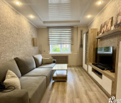 2-комн, 57кв м, этаж 1/4 ул Мира, 98а