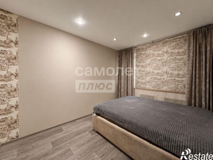 3-комн квартира ул Моторостроителей, 3,  д. 3