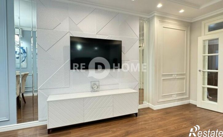 4-комн квартира ул Революции, 48б,  д. 48б
