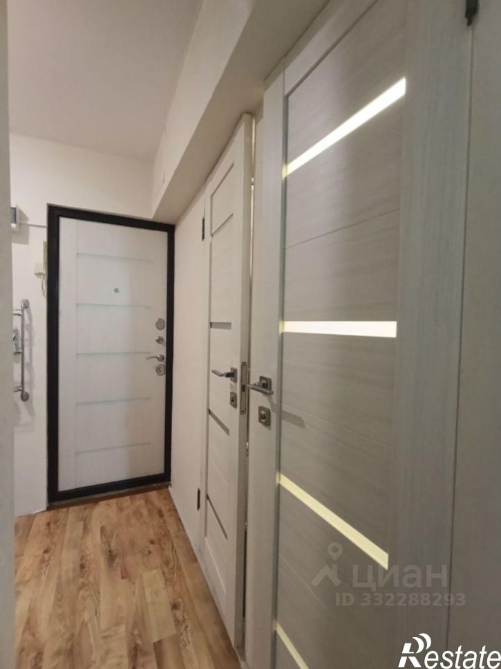 3-комн квартира ул Запорожская, 3,  д. 3