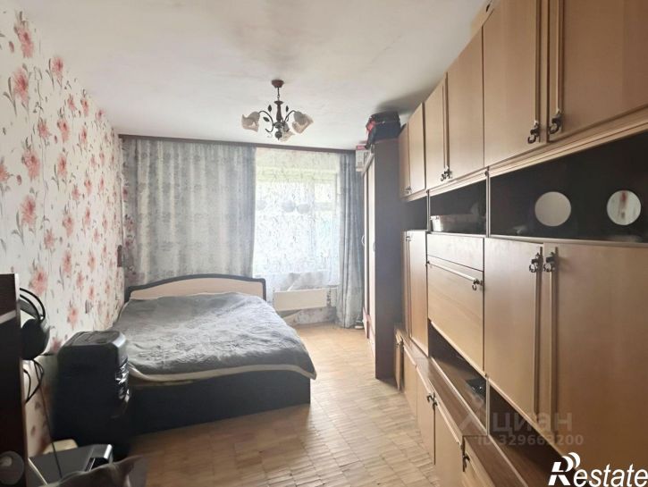 4-комн квартира ул Липатова, 18,  д. 18