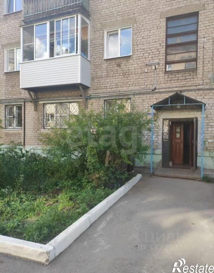 3-комн квартира ул Камышинская, 11а,  д. 11а