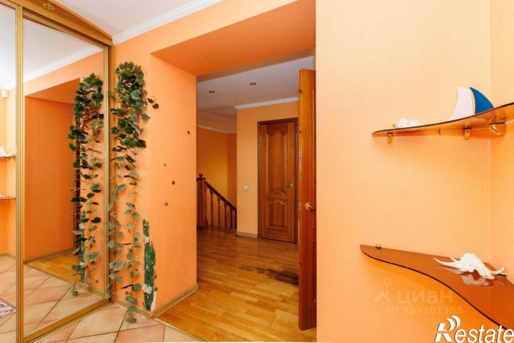 5-комн квартира ул Кировоградская, 4,  д. 4