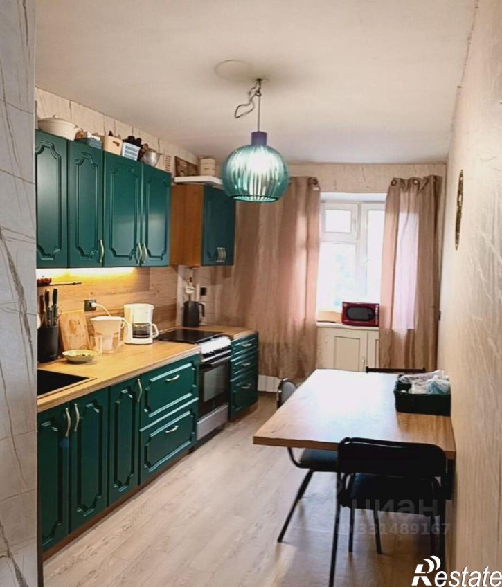 4-комн квартира ул Льва Шатрова, 34,  д. 34