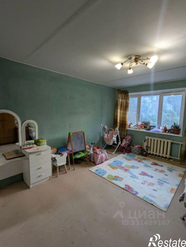 4-комн квартира ул Льва Шатрова, 34,  д. 34