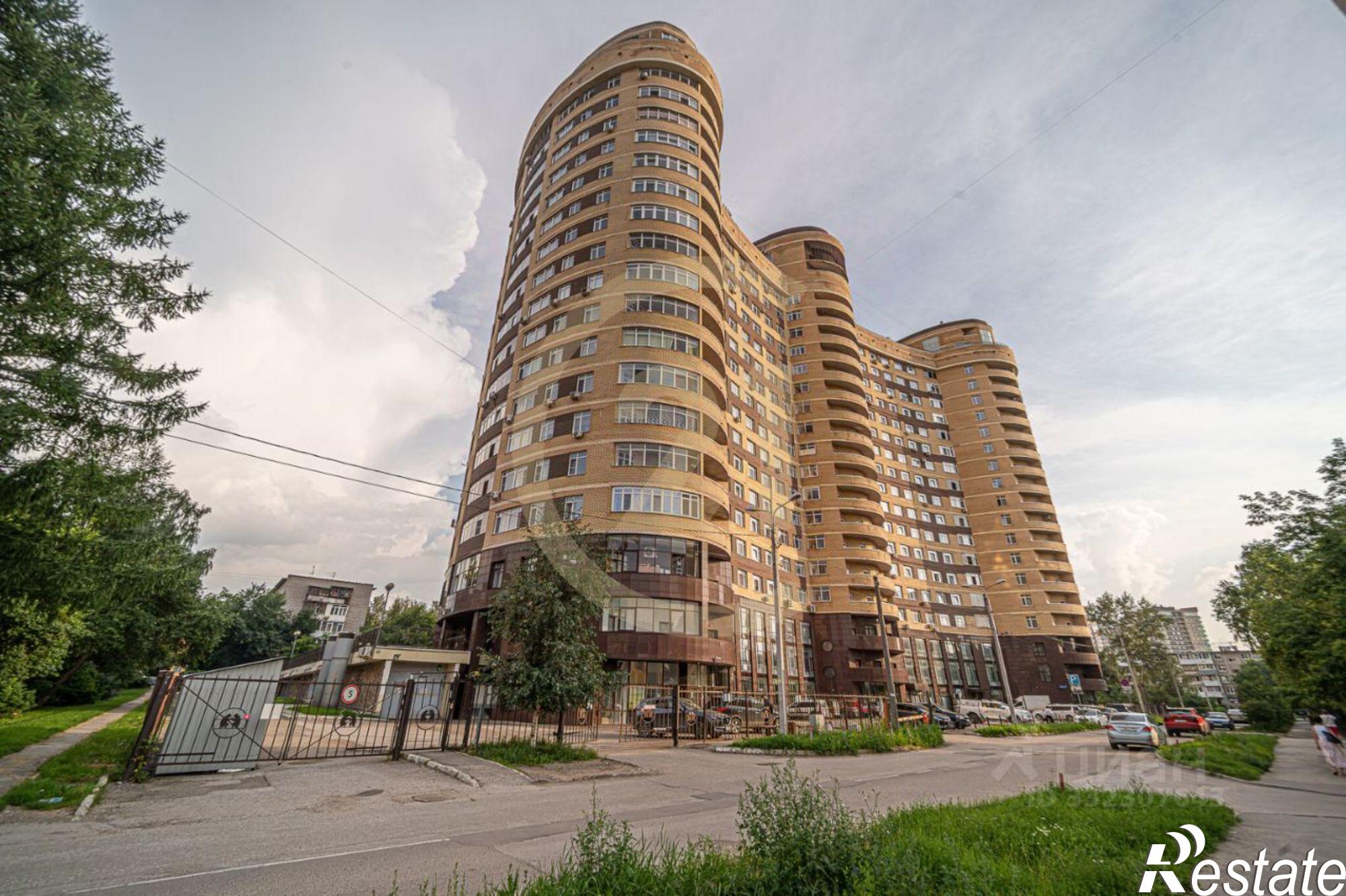 Купить квартиру за 17 000 000 рублей на ул Рабочая, 7