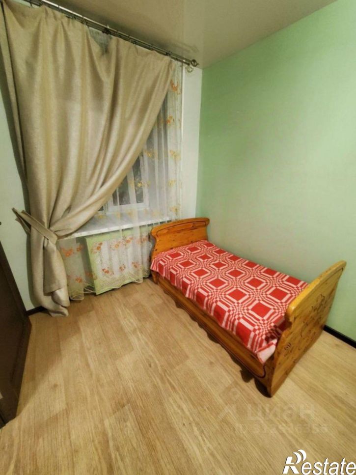 2-комн квартира ул Льва Шатрова, 20,  д. 20