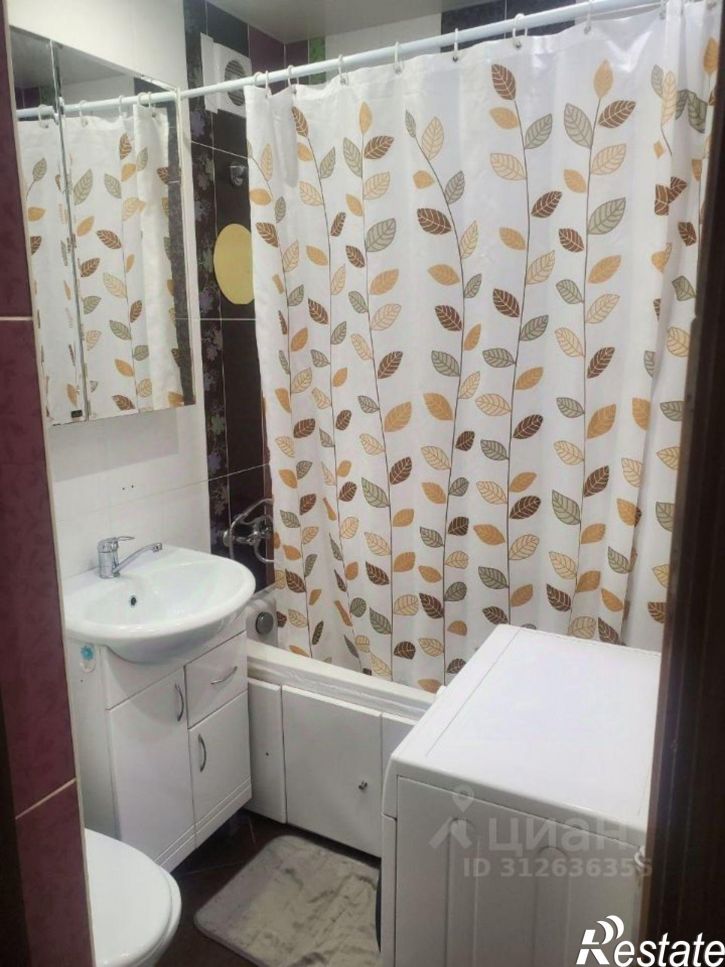 2-комн квартира ул Льва Шатрова, 20,  д. 20