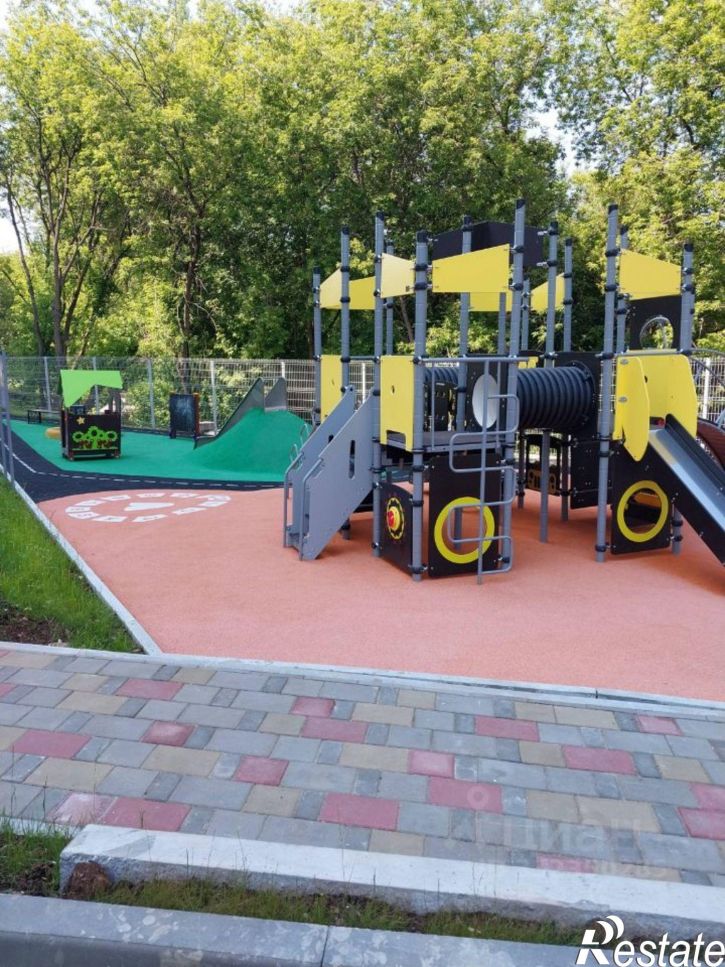 2-комн квартира ул Клары Цеткин, 35,  д. 35