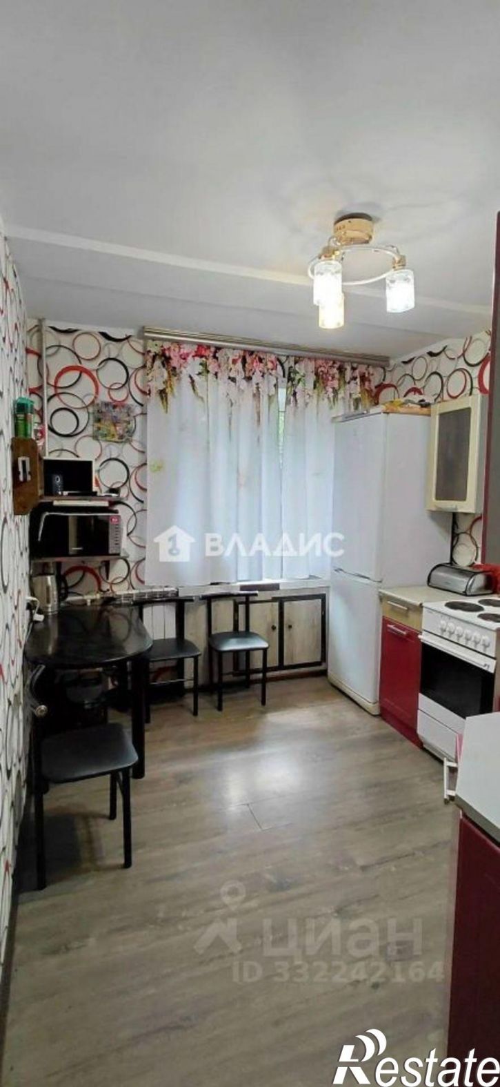 3-комн квартира ул Лодыгина, 42,  д. 42