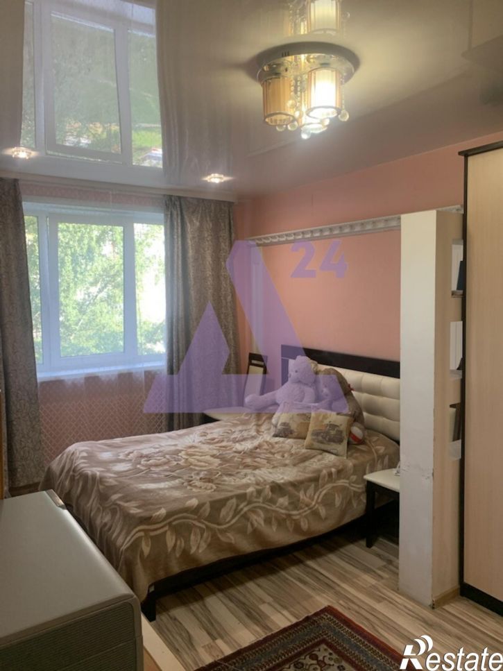 3-комн квартира улица Космонавта Леонова, дом 46