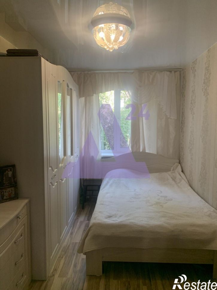 3-комн квартира улица Космонавта Леонова, дом 46