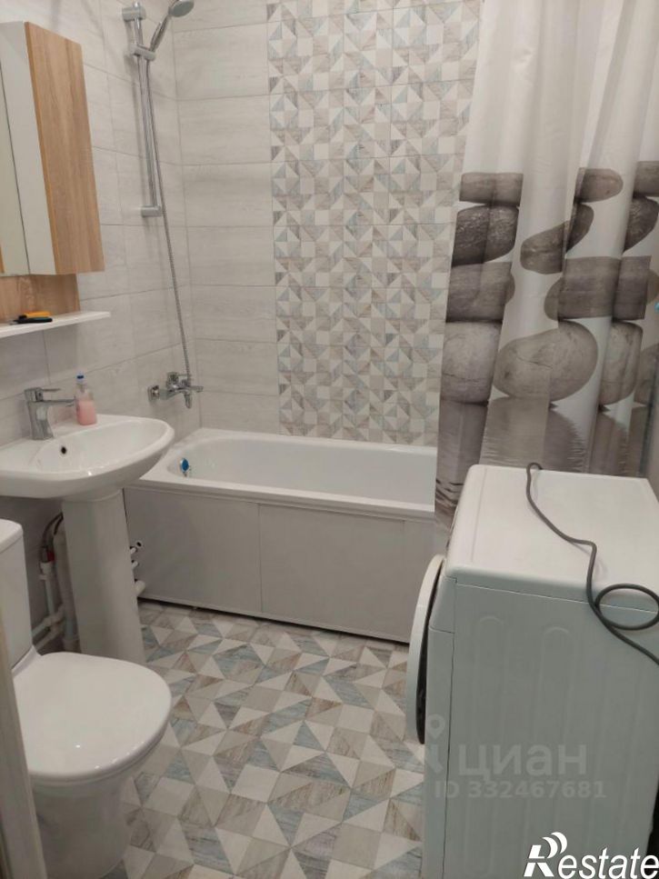 2-комн квартира ул Героев Хасана, 105д,  д. 105д