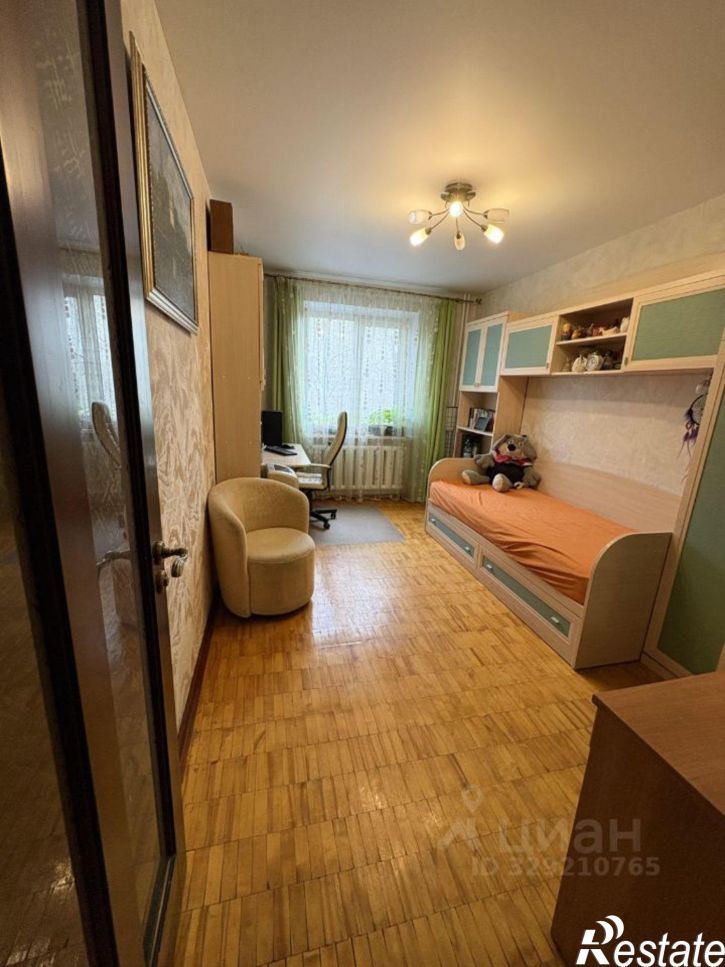 3-комн квартира ул Овчинникова, 11,  д. 11