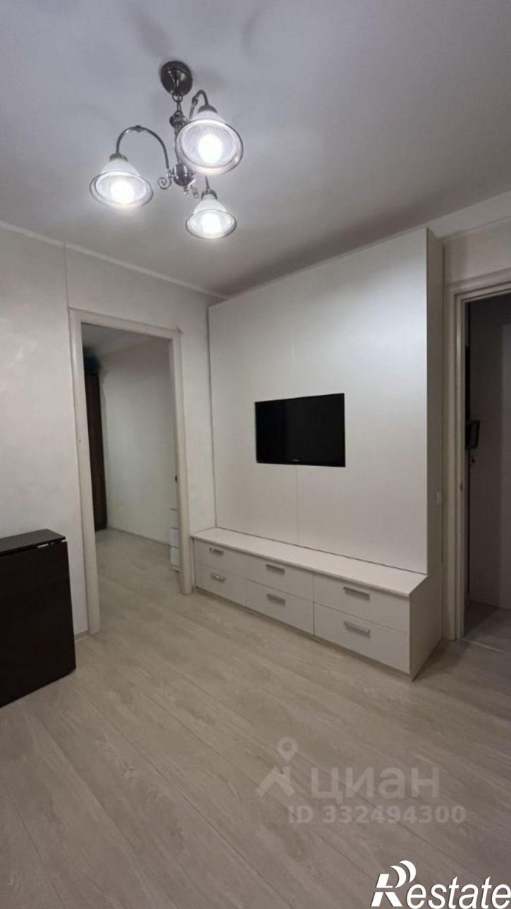 3-комн квартира ул Вагонная, 15,  д. 15