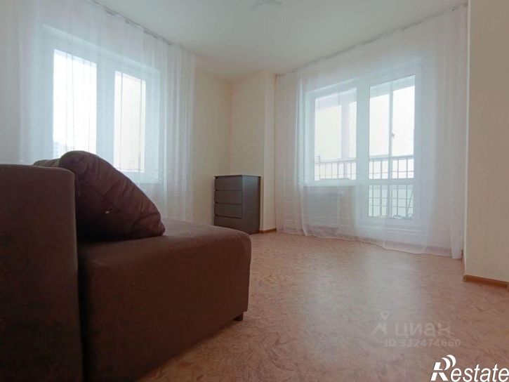 3-комн квартира ул Красные Казармы, 69,  д. 69