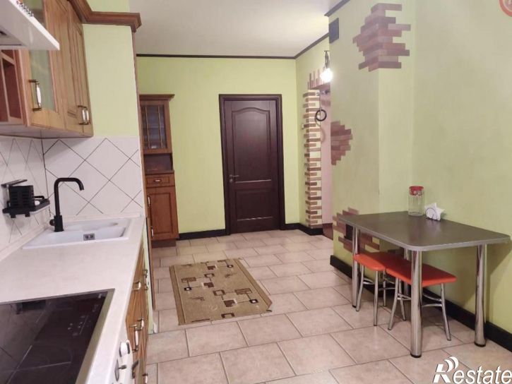 4-комн квартира Россия, Мира ул, 29