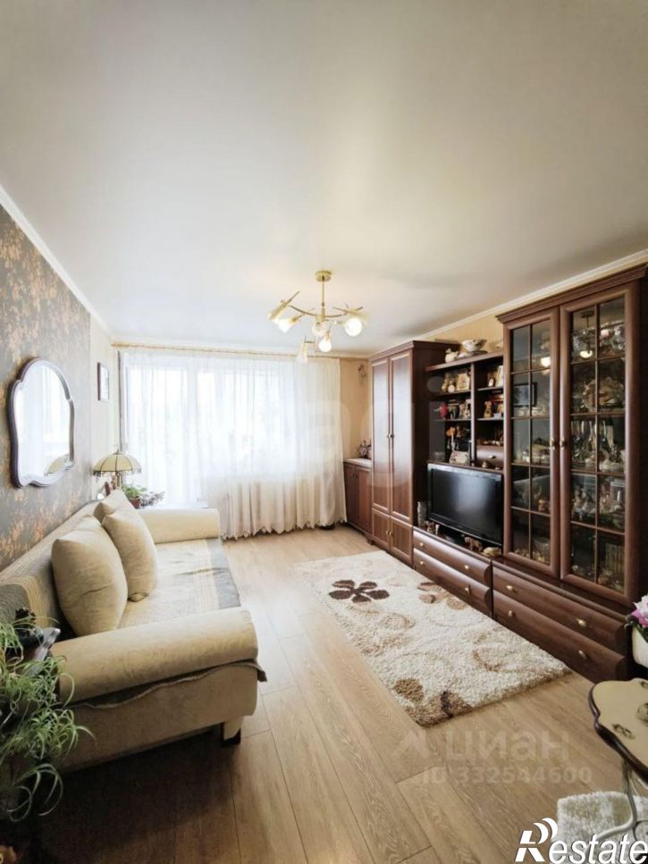 1-комн квартира пр-кт Декабристов, 12а,  д. 12а