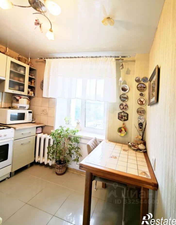 1-комн квартира пр-кт Декабристов, 12а,  д. 12а