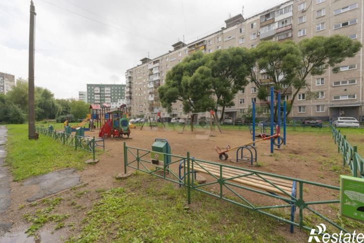 3-комн квартира ул Связистов, 11,  д. 11