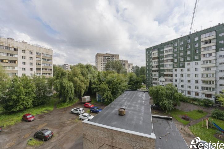 3-комн квартира ул Связистов, 11,  д. 11