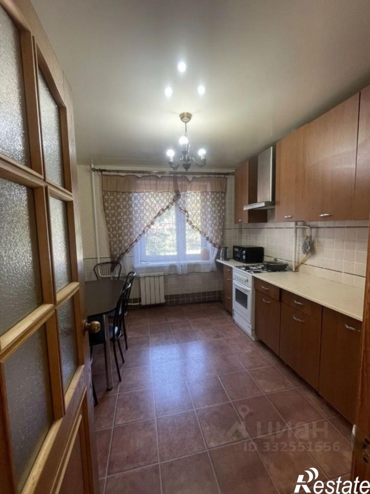 3-комн квартира ул Композитора Глинки, 11,  д. 11
