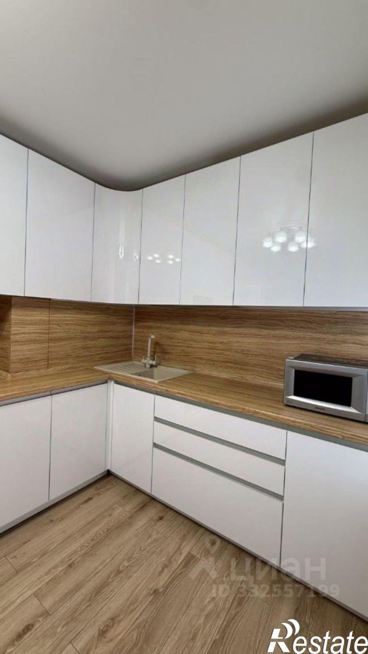 3-комн квартира ул Монастырская, 41,  д. 41