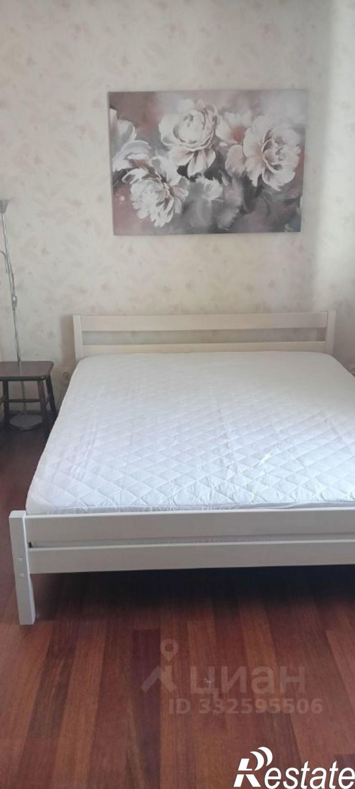 3-комн квартира ул Анри Барбюса, 60,  д. 60
