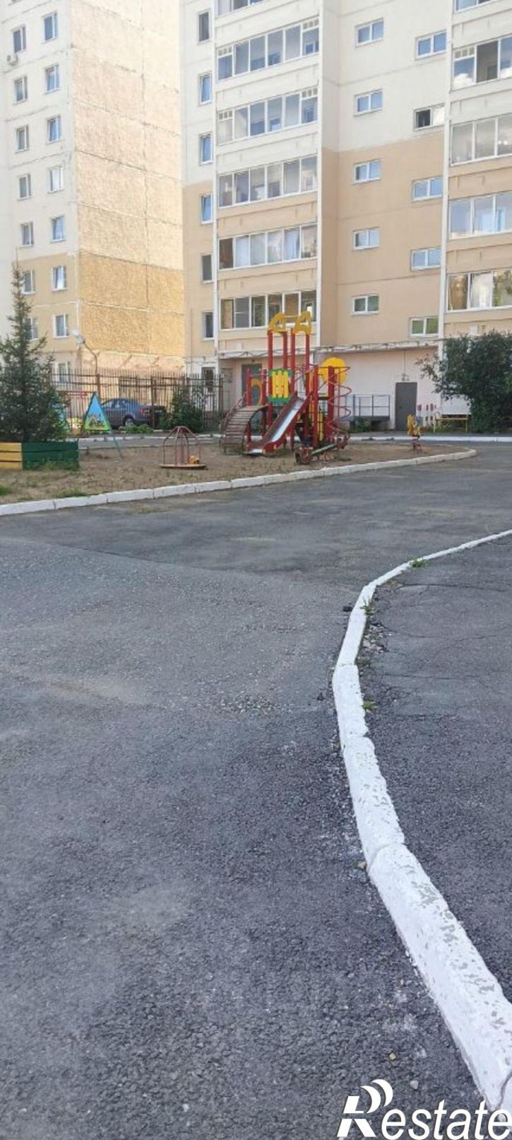 3-комн квартира ул Анри Барбюса, 60,  д. 60
